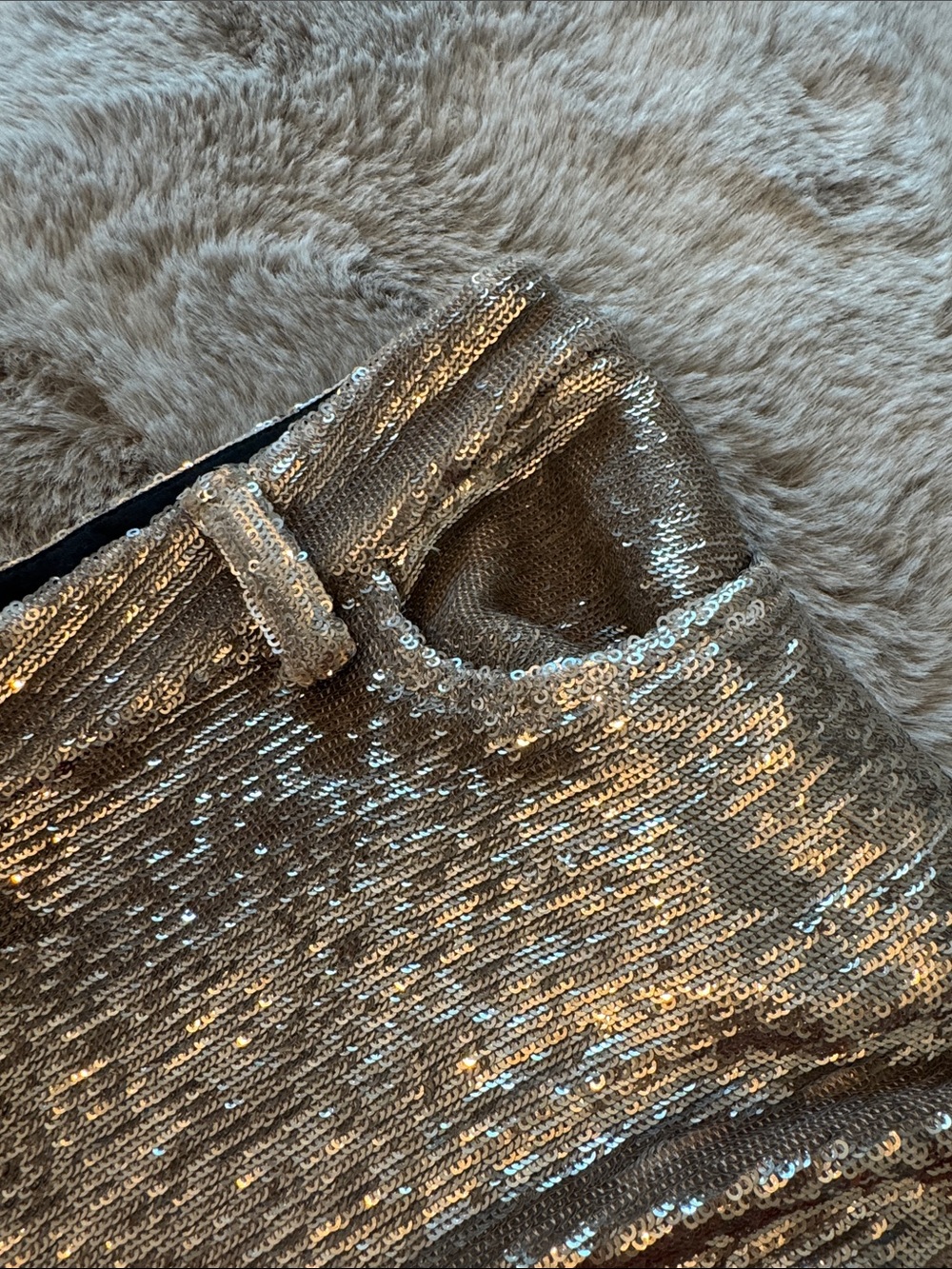IRO Metallic Sequin Shorts - Gold Sequins 🔥🔥🔥US size 4 - Picture 9 of 13